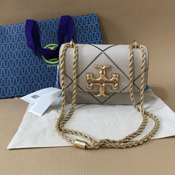Tory Burch Eleanor small Diamond Quilt Shoulder Bag Color, White - Picture 2 of 13